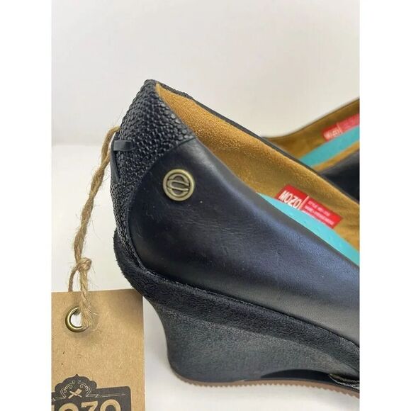 MOZO NWT Fresco Black Platform Wedge Buckle Shoe Heels Women's Size 6.5 - Picture 4 of 12